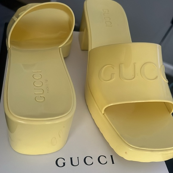 Warn but still in great condition box included! - Picture 6 of 10